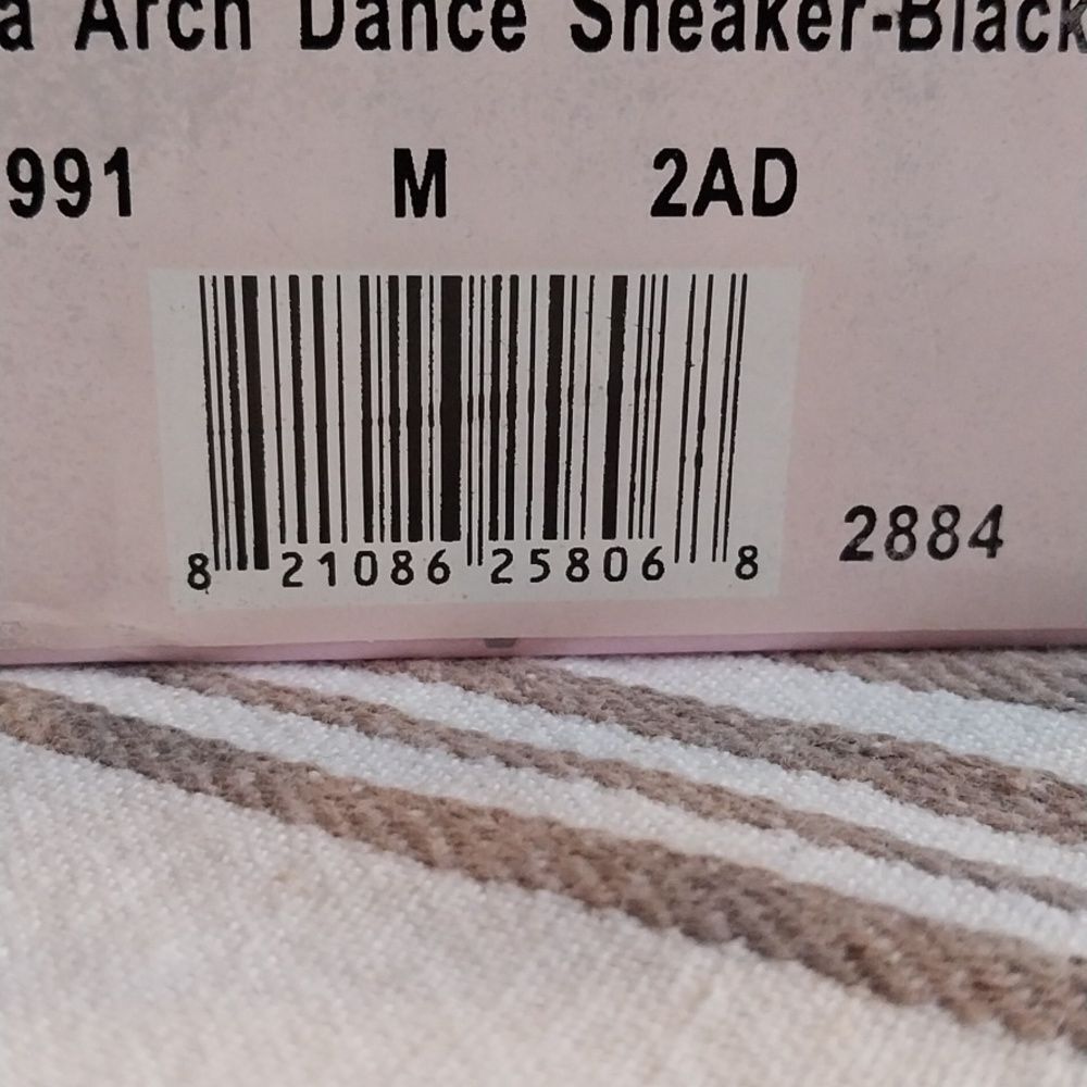 Revolution Arch Dance Sneakers...NEW IN BOX...Size 2 - Picture 8 of 8